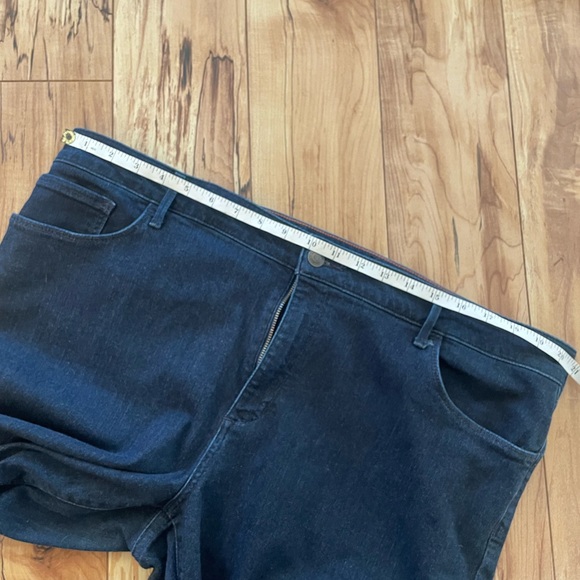 Eddie Bauer Specially Dyed Blue Jeans size 20 - Picture 4 of 8